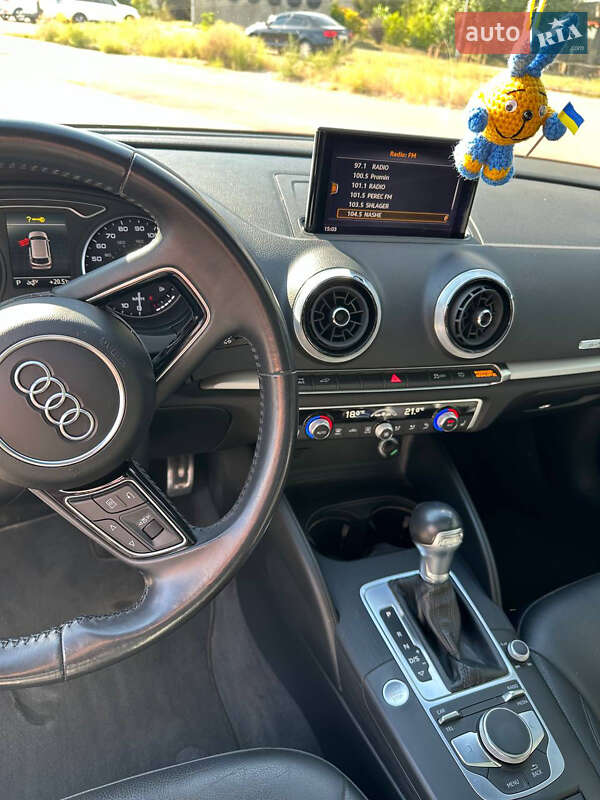 Хэтчбек Audi A3 2018 в Харькове