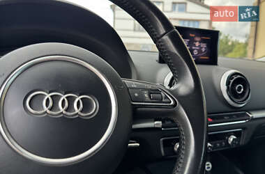 Хетчбек Audi A3 2013 в 