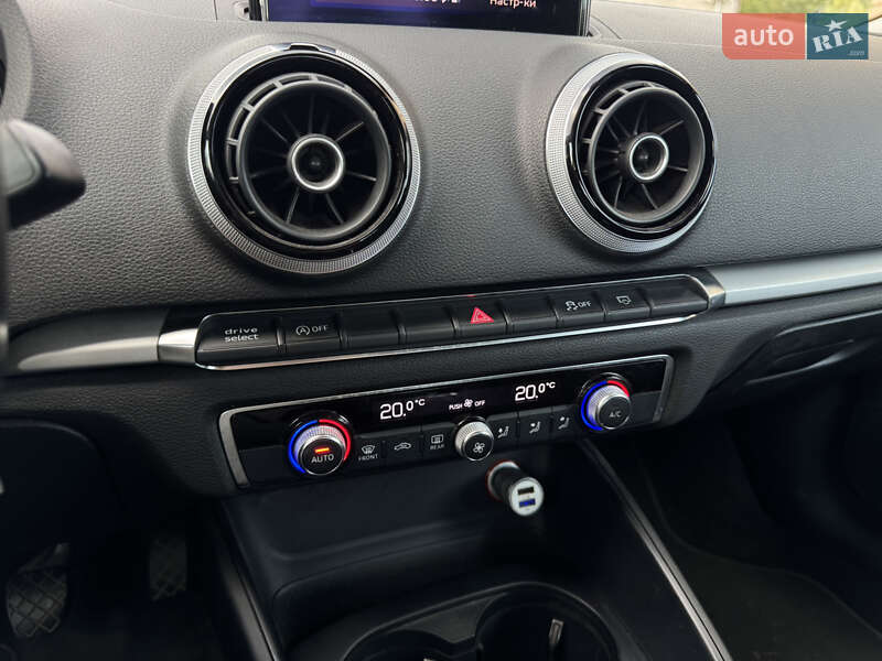 Хетчбек Audi A3 2013 в Хмельницькому