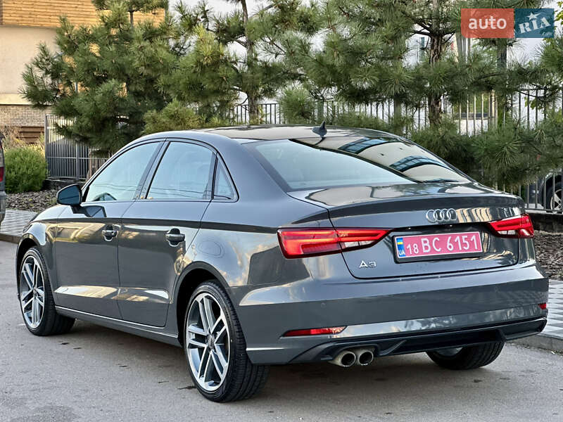 Седан Audi A3 2020 в Киеве