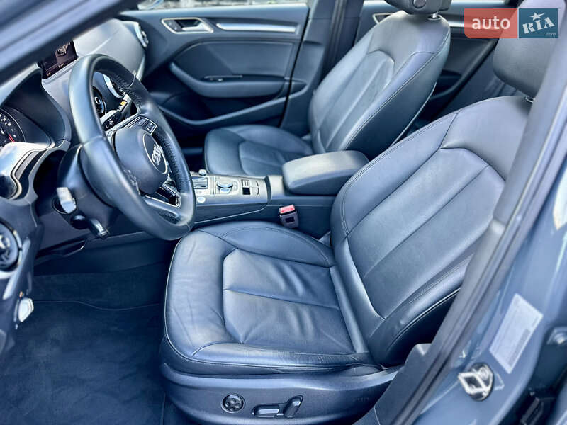Седан Audi A3 2020 в Киеве