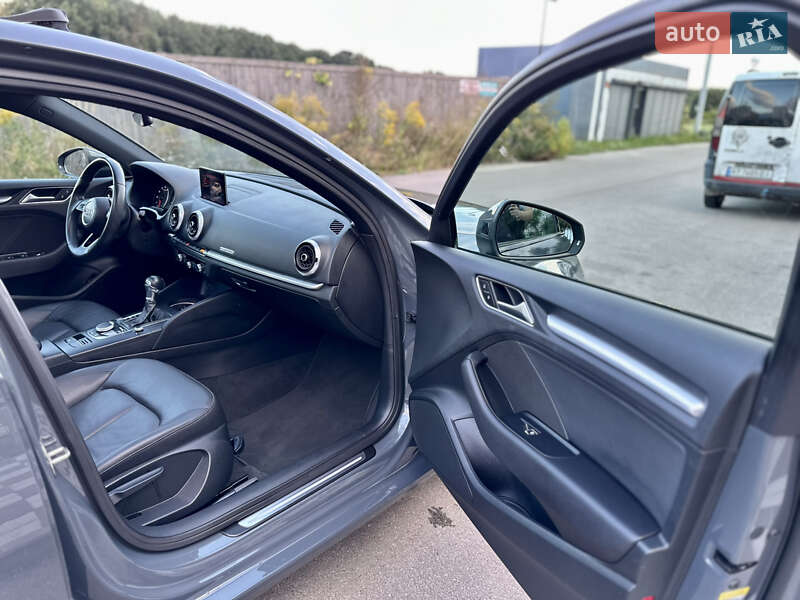 Седан Audi A3 2020 в Киеве