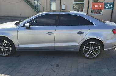 Седан Audi A3 2018 в 