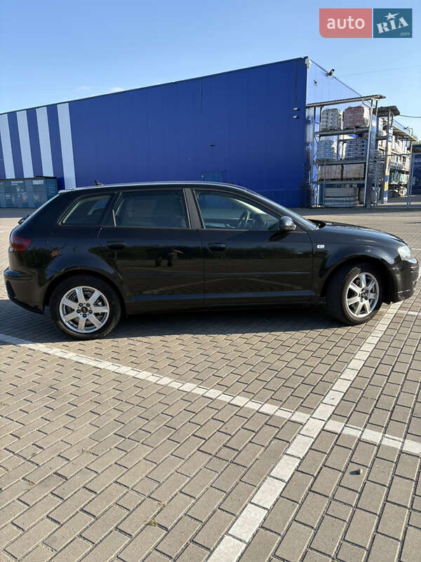 Хэтчбек Audi A3 2006 в Дубно