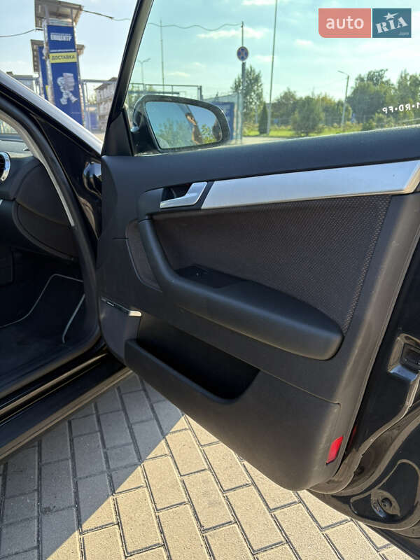 Хэтчбек Audi A3 2006 в Дубно