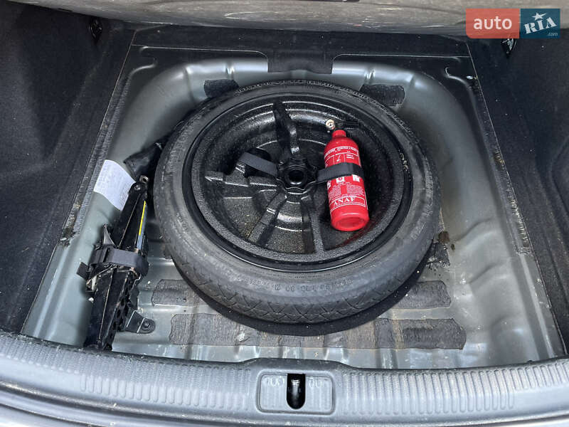 Седан Audi A3 2015 в Луцке