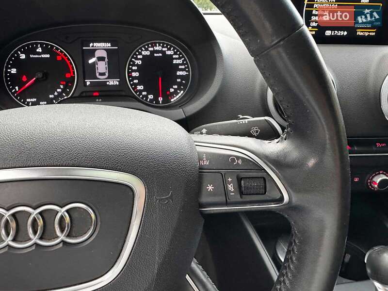 Седан Audi A3 2016 в Киеве