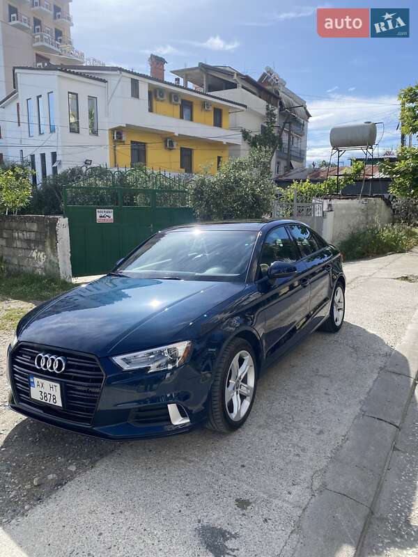 Седан Audi A3 2017 в Києві