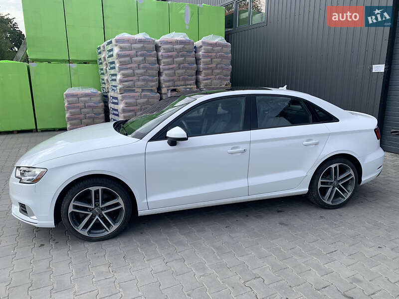 Седан Audi A3 2018 в Києві