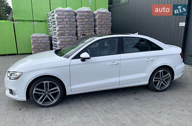 Седан Audi A3 2018 в 