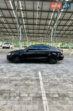 Седан Audi A3 2014 в 