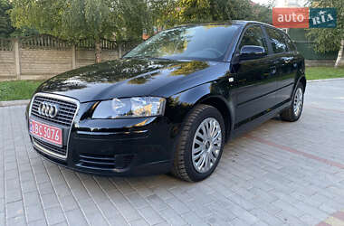 Хэтчбек Audi A3 2007 в 