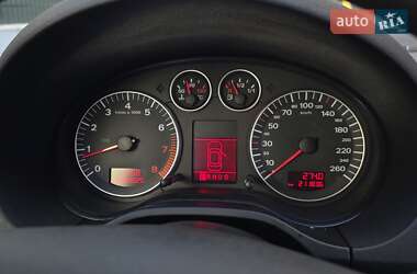 Хэтчбек Audi A3 2004 в 