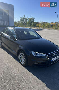 Седан Audi A3 2016 в 