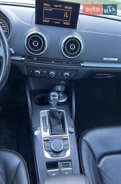 Седан Audi A3 2016 в 