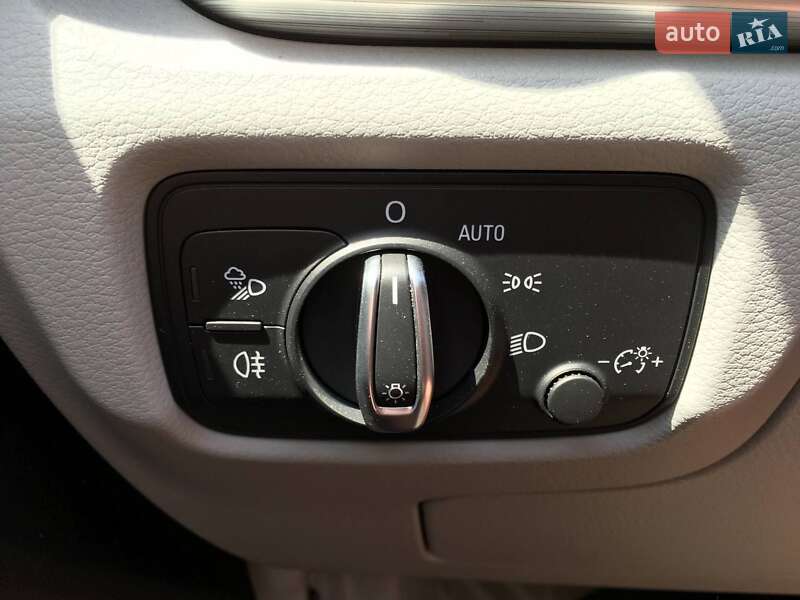 Седан Audi A3 2014 в Киеве фото 20 Седан Audi A3 2014 в Киеве