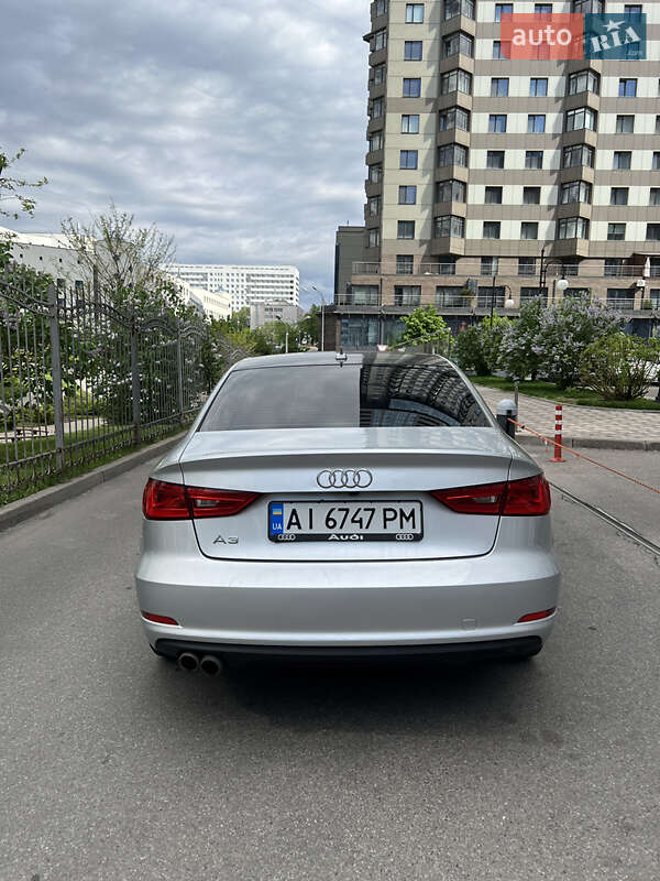 Седан Audi A3 2014 в Києві