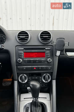 Хэтчбек Audi A3 2010 в 