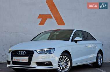 Седан Audi A3 2016 в Одессе