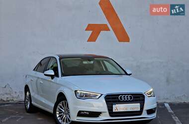 Седан Audi A3 2016 в 