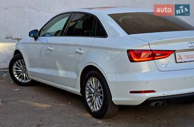 Седан Audi A3 2016 в 