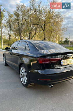 Седан Audi A3 2014 в 