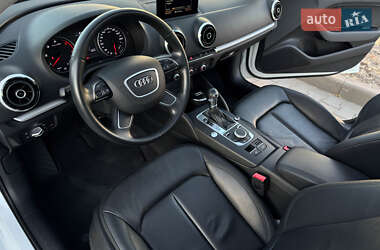 Седан Audi A3 2015 в 