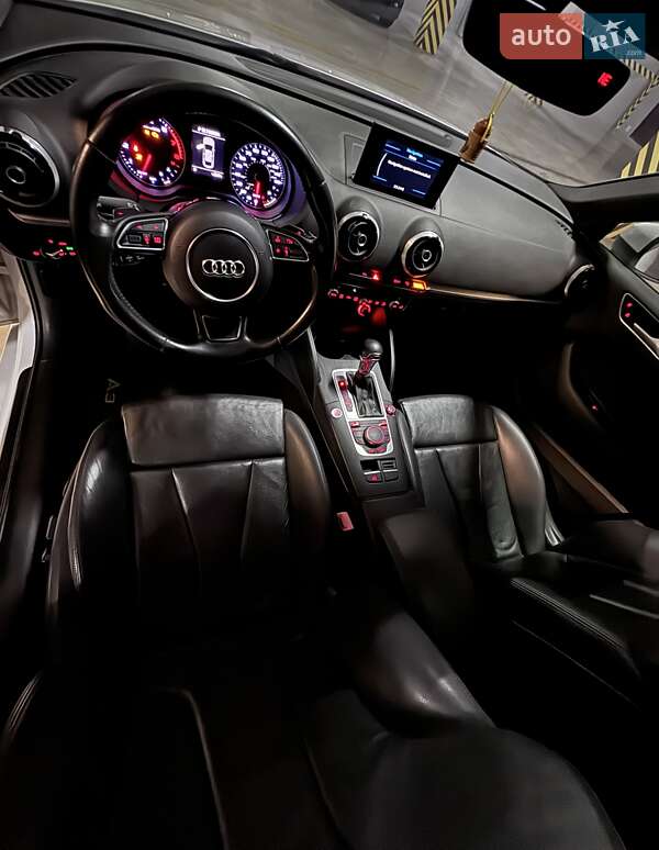 Седан Audi A3 2015 в Одесі