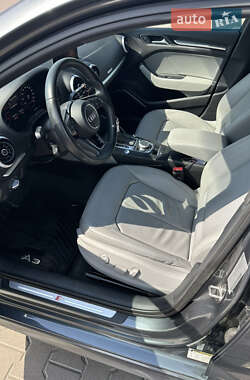 Седан Audi A3 2017 в 