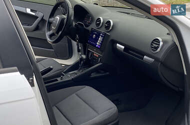 Хетчбек Audi A3 2009 в 
