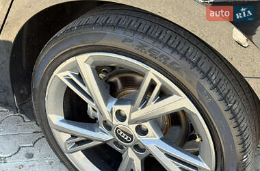 Седан Audi A3 2023 в Коломые