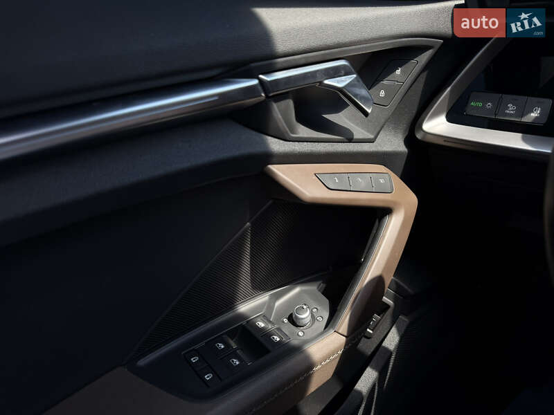 Седан Audi A3 2023 в Коломые
