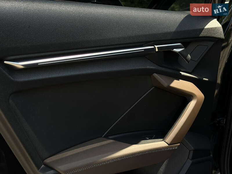 Седан Audi A3 2023 в Коломые