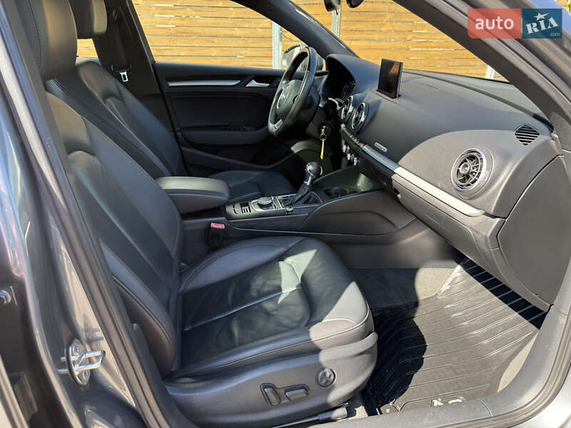 Седан Audi A3 2015 в Києві