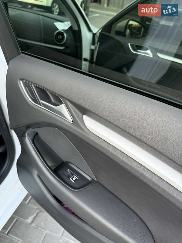 Хэтчбек Audi A3 2015 в Днепре фото 15 Хэтчбек Audi A3 2015 в Днепре