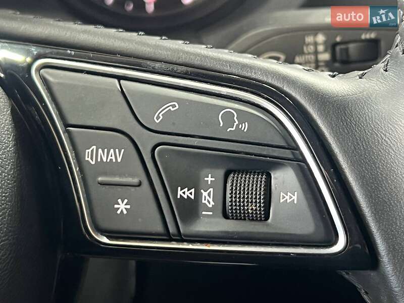 Седан Audi A3 2019 в Одессе