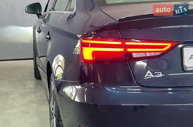 Седан Audi A3 2019 в 