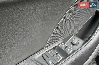 Седан Audi A3 2016 в Киеве