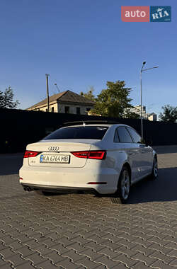 Седан Audi A3 2015 в 