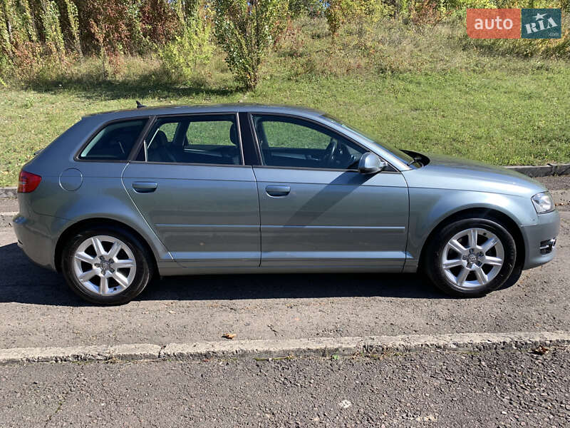 Хетчбек Audi A3 2012 в Рівному