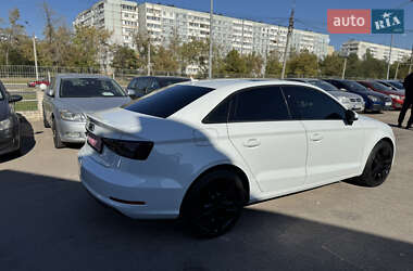 Седан Audi A3 2015 в 