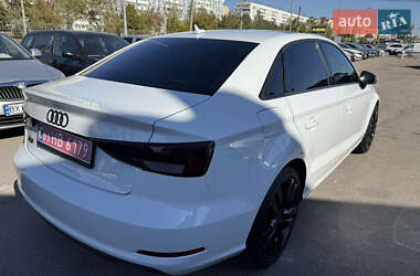 Седан Audi A3 2015 в 