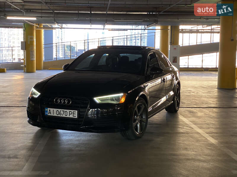 Седан Audi A3 2015 в Киеве
