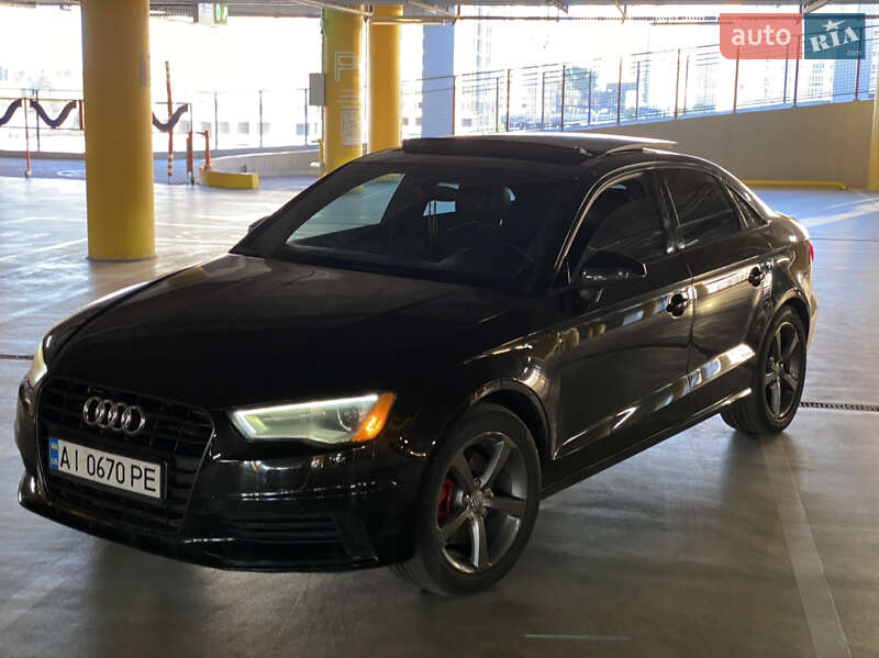 Седан Audi A3 2015 в Киеве