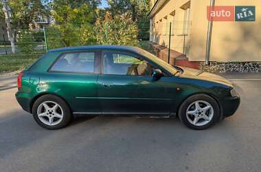 Хетчбек Audi A3 1997 в 