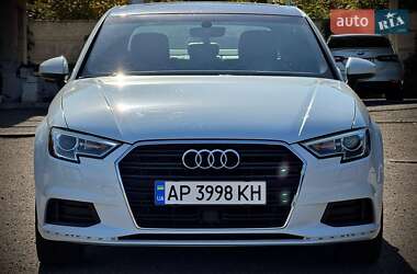 Седан Audi A3 2017 в 