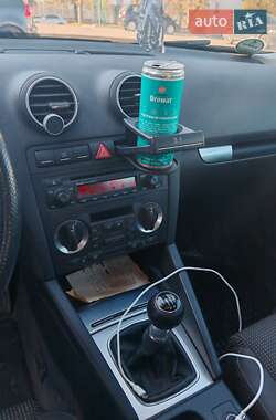 Хэтчбек Audi A3 2005 в  фото 5 Хэтчбек Audi A3 2005 в