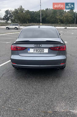 Седан Audi A3 2015 в 