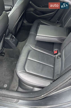 Седан Audi A3 2015 в 