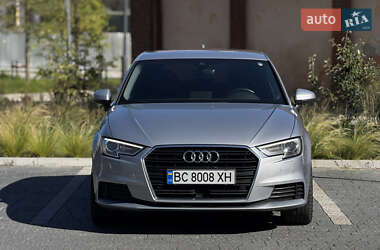 Хэтчбек Audi A3 2018 в 